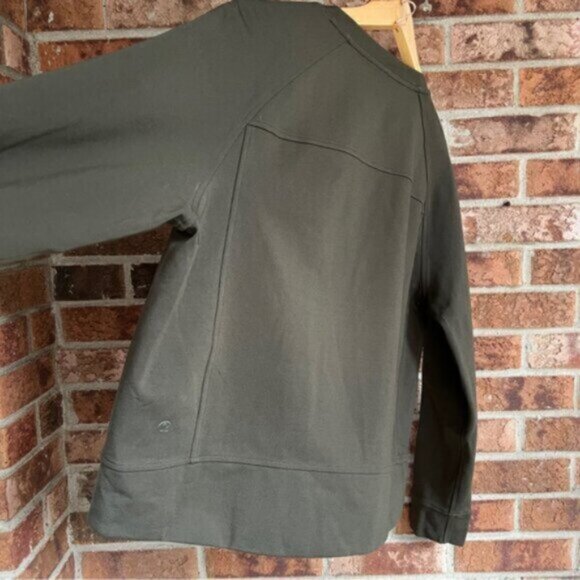 Lululemon  * On-Track Crew Sweatshirt   Top Dark Olive EUC size 12 - Picture 10 of 16